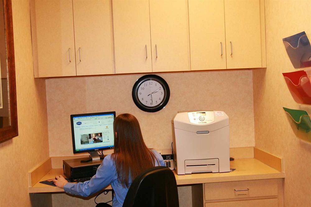 Hampton Inn Charlotte Uptown Facilities photo