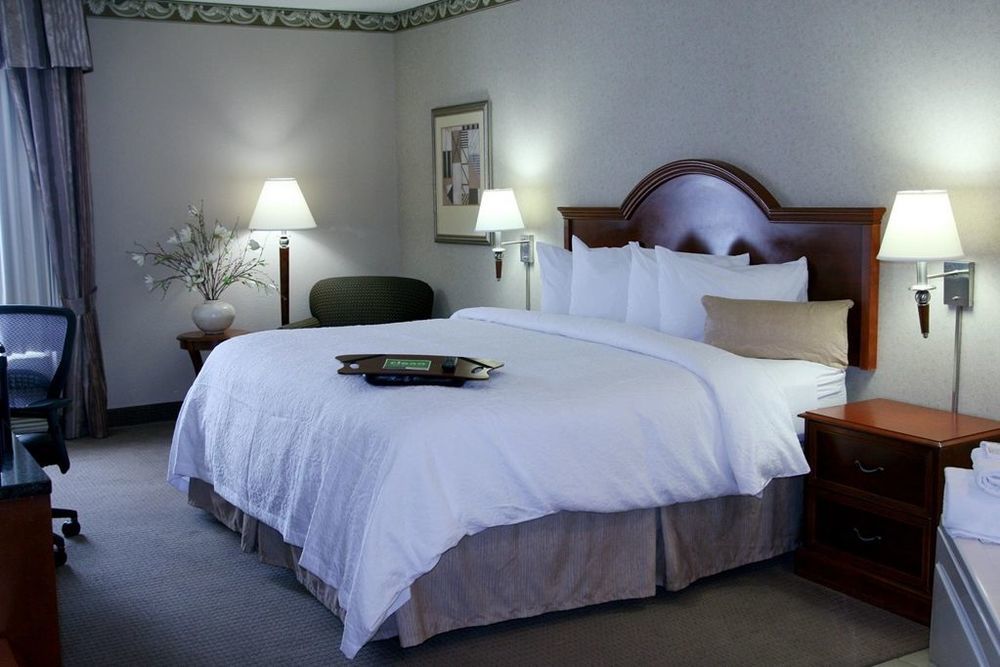 Hampton Inn Charlotte Uptown Room photo